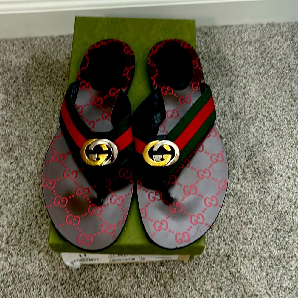 Gucci sandals
